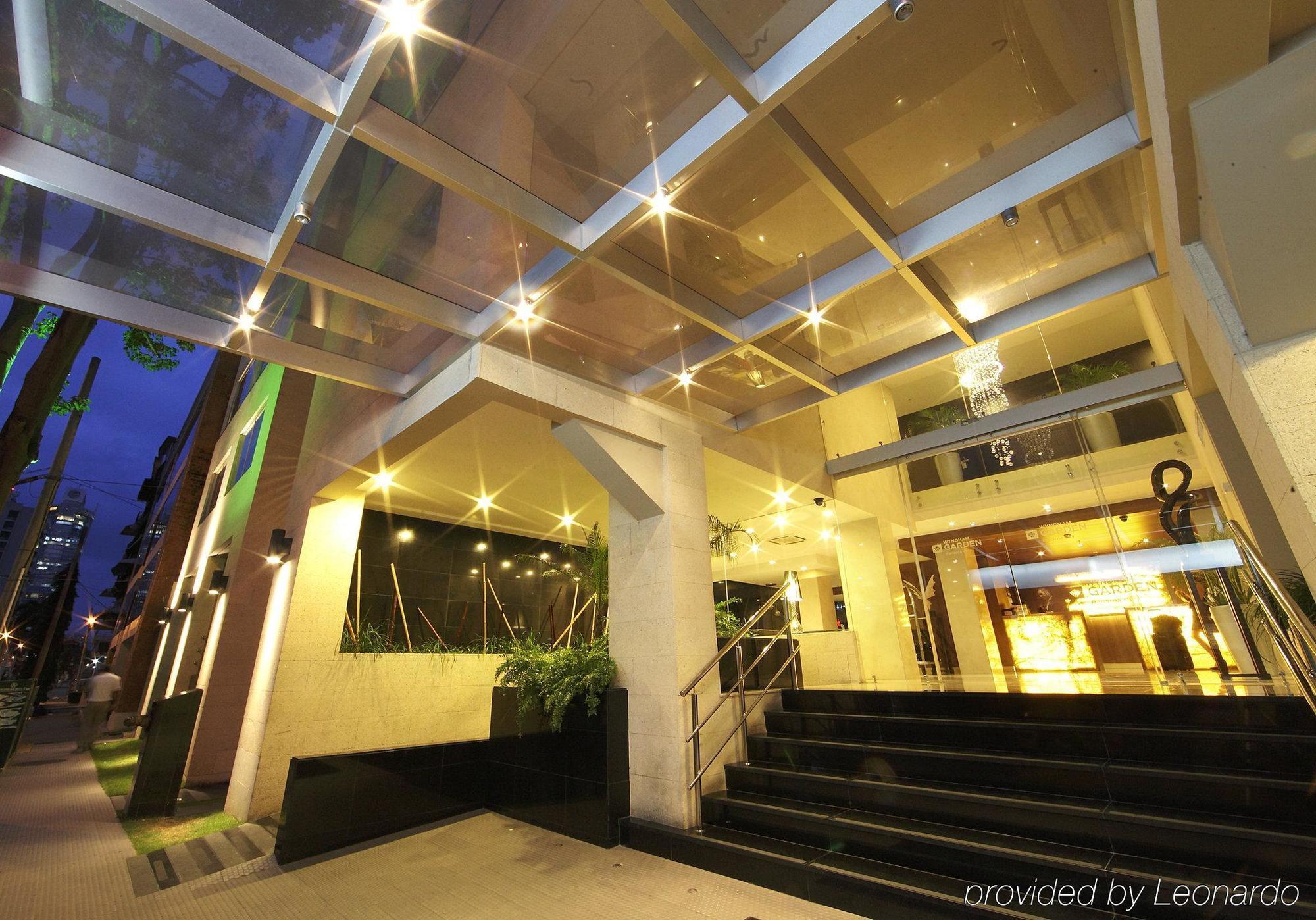 Wyndham Garden Панама Сити Екстериор снимка