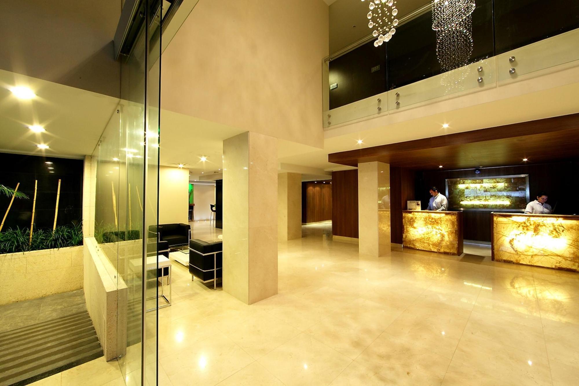 Wyndham Garden Панама Сити Екстериор снимка