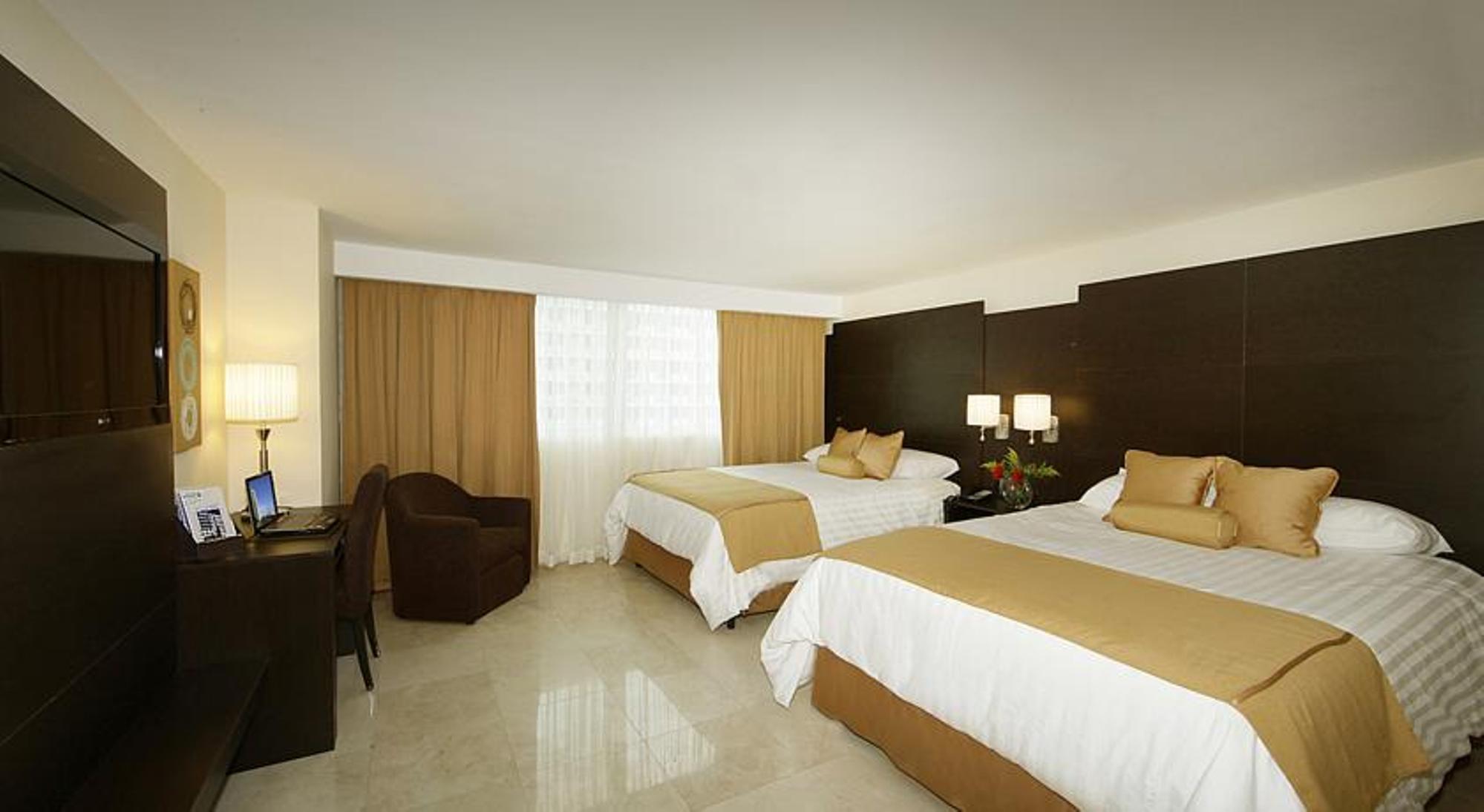 Wyndham Garden Панама Сити Екстериор снимка